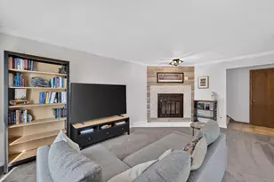 1623 McKenna Blvd, Madison, WI 53711 - Photo 4