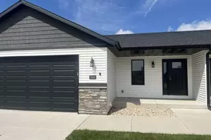 700 N Main St, Fall River, WI 53932 - Photo 6