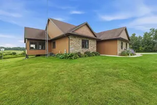 W6068 Neitzel Rd, Waupun, WI 53963 - Photo 6