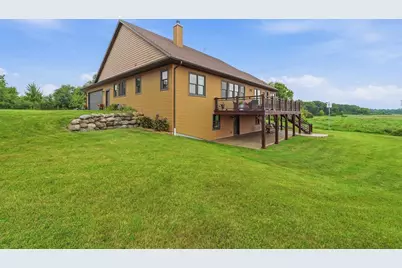 W6068 Neitzel Road, Waupun, WI 53963 - Photo 8
