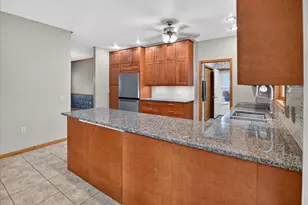 6 Fredericksburg Ct, Madison, WI 53718 - Photo 4