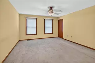 6 Fredericksburg Ct, Madison, WI 53718 - Photo 18