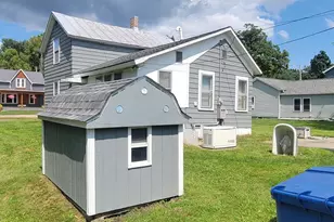 633 5th Ave, Baraboo, WI 53913 - Photo 2