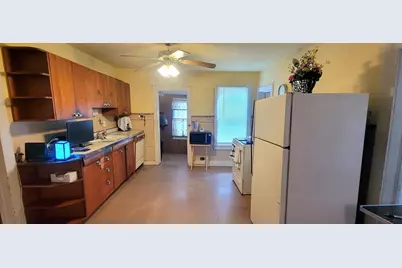 633 5th Avenue, Baraboo, WI 53913 - Photo 8