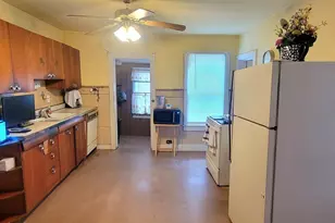 633 5th Ave, Baraboo, WI 53913 - Photo 8