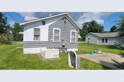 633 5th Avenue, Baraboo, WI 53913 - Photo 4