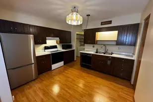 3120 Creekview Dr, Middleton, WI 53572 - Photo 10