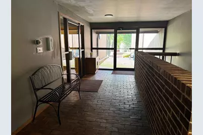 3120 Creek View Drive #1, Middleton, WI 53572 - Photo 4