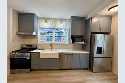 310 E Centerway, Janesville, WI 53545 - Photo 8