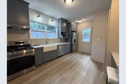 310 E Centerway, Janesville, WI 53545 - Photo 6