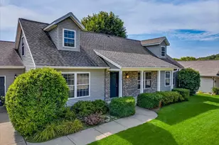 3009 Allie's Ln, Cross Plains, WI 53528 - Photo 4