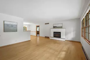 5918 S Hill Dr, Madison, WI 53705 - Photo 8