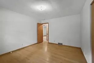 5918 S Hill Dr, Madison, WI 53705 - Photo 28