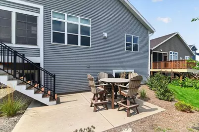 723 Schubert Street, Verona, WI 53593 - Photo 6