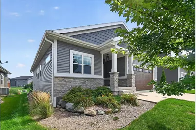723 Schubert Street, Verona, WI 53593 - Photo 2