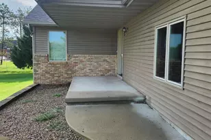 1148 Grandview Ave, Tomah, WI 54660 - Photo 2