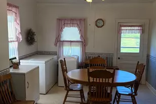 52 8th St, Mineral Point, WI 53565 - Photo 6
