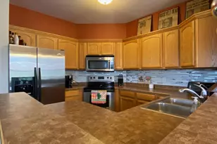 4034 Felland Rd, Madison, WI 53718 - Photo 10