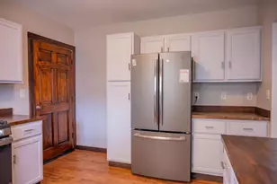 403 Merrill St, Sparta, WI 54656 - Photo 4