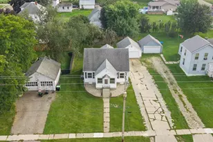 60 W Manchester St, Markesan, WI 53946 - Photo 34