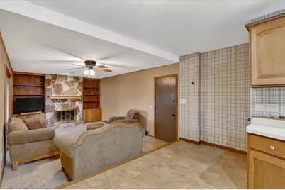 2140 N Polzin Road, Janesville, WI 53548 - Photo 12