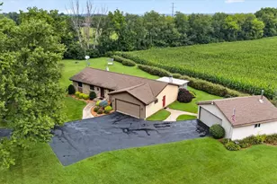 2140 N Polzin Rd, Janesville, WI 53548 - Photo 36