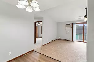 601 E Oak St, Cottage Grove, WI 53527 - Photo 12