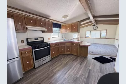 W210N11645 Pinecrest Lane, Germantown, WI 53022 - Photo 4