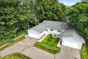 1720 Elizabeth St, Baraboo, WI 53913 - Photo 60