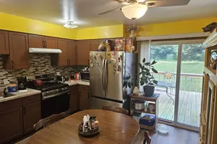 W7254 S Oak Ridge Ct, Poynette, WI 53955 - Photo 12