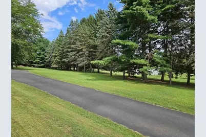 W7254 S Oak Ridge Court, Poynette, WI 53955 - Photo 10