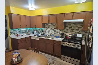 W7254 S Oak Ridge Court, Poynette, WI 53955 - Photo 2