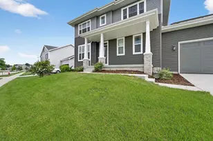 9720 Winter Basil Dr, Madison, WI 53593 - Photo 2