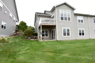 1816 Dondee Rd, Madison, WI 53716 - Photo 6