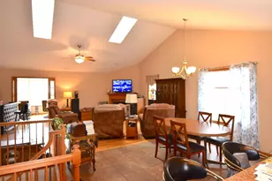 1816 Dondee Rd, Madison, WI 53716 - Photo 10