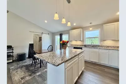 2261 Trevino Court, Beloit, WI 53511 - Photo 10