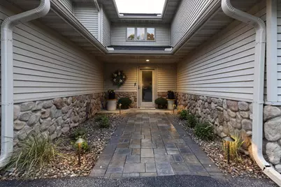 N771 Waubunsee Trail #2, Fort Atkinson, WI 53538 - Photo 20
