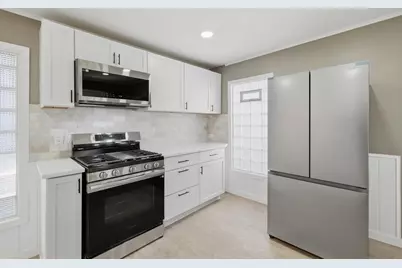 1151 Jenifer Street, Madison, WI 53703 - Photo 20