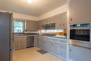 313 13th St, Baraboo, WI 53913 - Photo 18