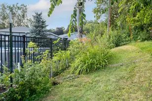 313 13th St, Baraboo, WI 53913 - Photo 84