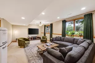 647 Grandview Dr, Sun Prairie, WI 53590 - Photo 28