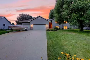 647 Grandview Dr, Sun Prairie, WI 53590 - Photo 50