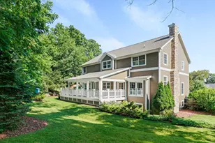 608 Bascom Hill Dr, Baraboo, WI 53913 - Photo 4