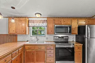 1617 Archer Ln, Nekoosa, WI 54457 - Photo 8
