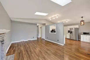 9 Sedona Ct, Madison, WI 53719 - Photo 8