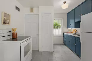 717 N Blackhawk Ave, Madison, WI 53705 - Photo 8
