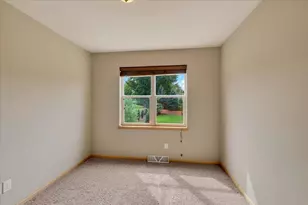 6909 Country Ln, Madison, WI 53719 - Photo 34