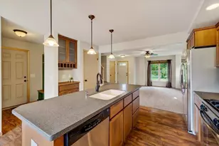 6909 Country Ln, Madison, WI 53719 - Photo 22