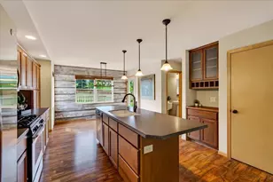 6909 Country Ln, Madison, WI 53719 - Photo 14