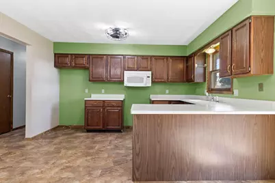 3729 Tripp Road, Janesville, WI 53548 - Photo 14